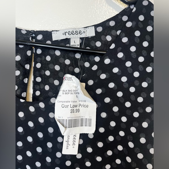 Large Tank Top - Picture 3 of 3